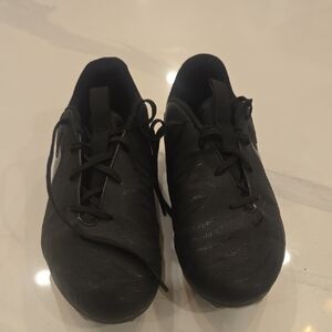 Nike Kids Black Low-Profile Athletic Sneakers